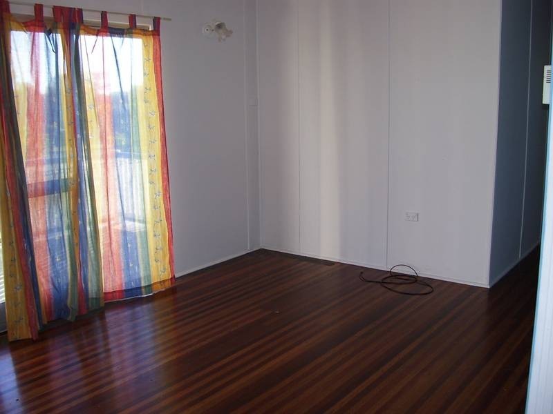 64 Bell Street, Biloela QLD 4715