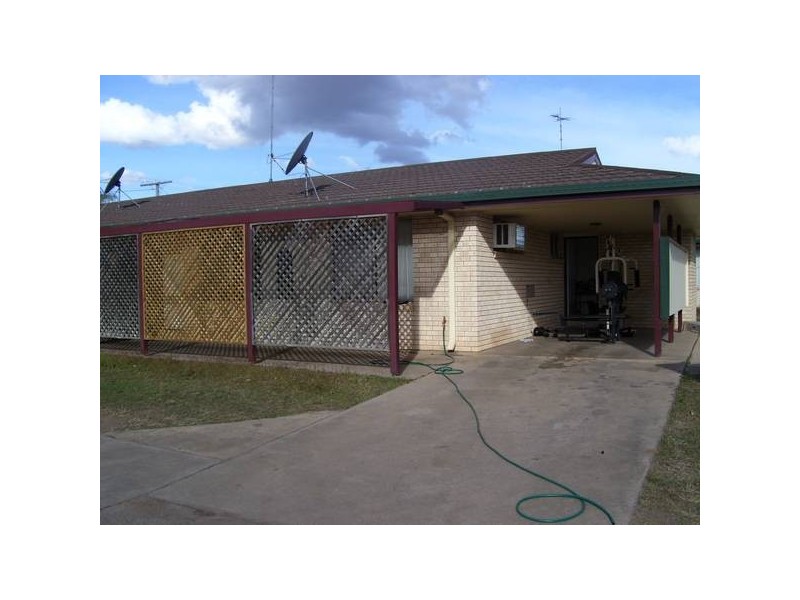 4/151 Kariboe Street, Biloela QLD 4715