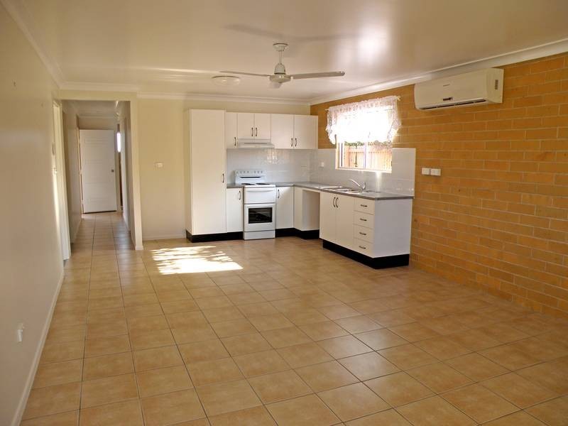 2/36 Lawrence Street, Biloela QLD 4715