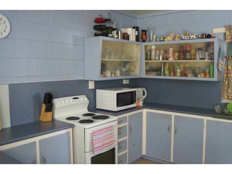 2/117 Kariboe Street, Biloela QLD 4715