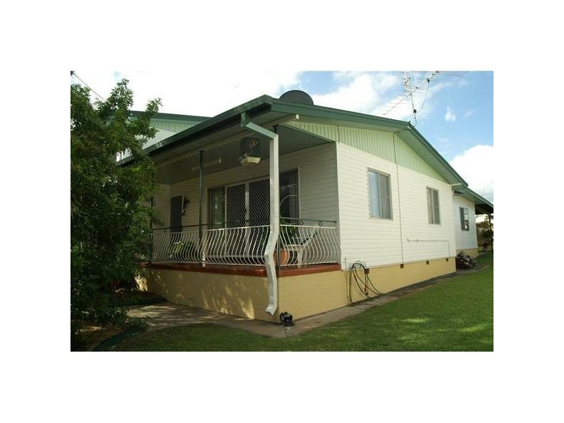 150 Kroombit Street, Biloela QLD 4715