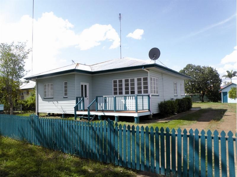 165 Kariboe Street, Biloela QLD 4715