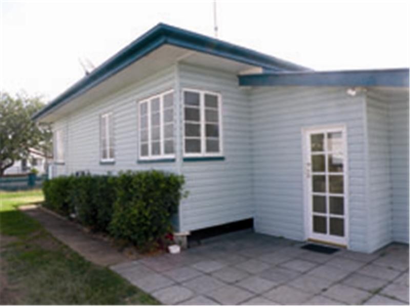 165 Kariboe Street, Biloela QLD 4715