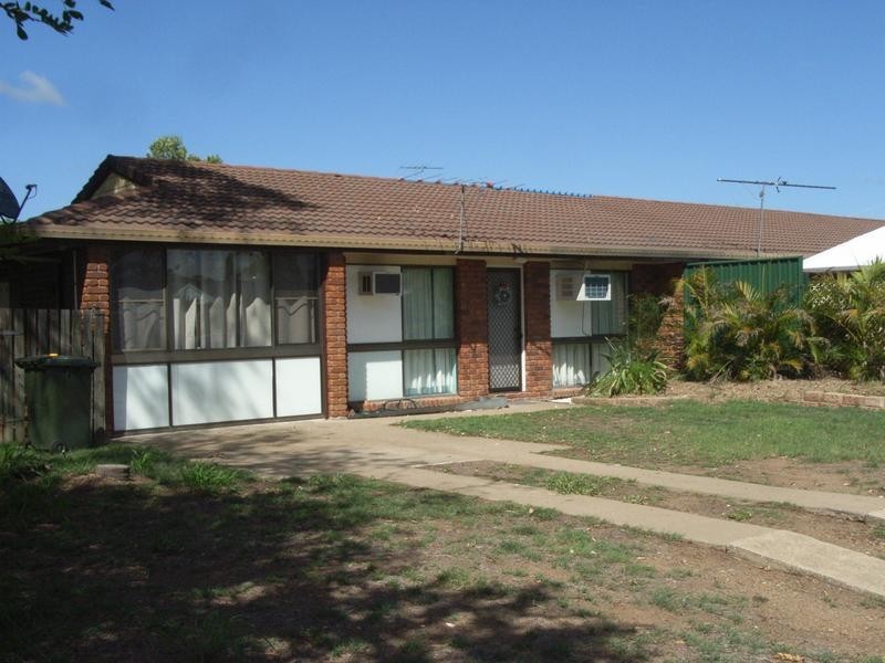 3/12 Lookerbie Street, Biloela QLD 4715