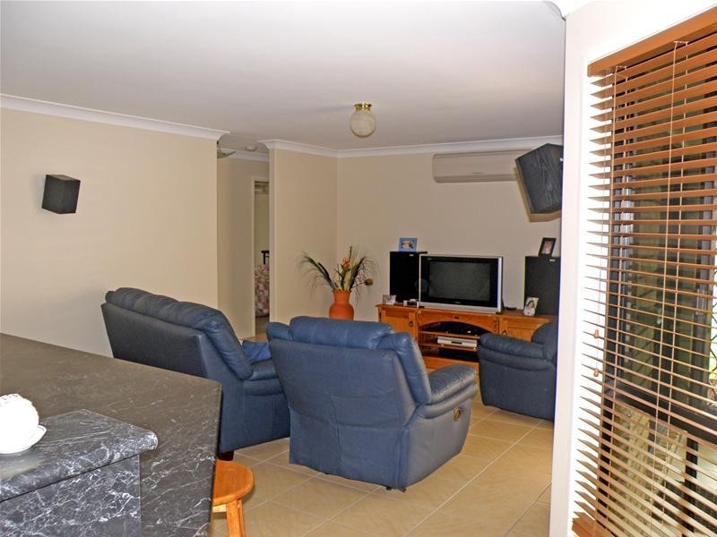 60 29 Paroz Crescent, Biloela QLD 4715