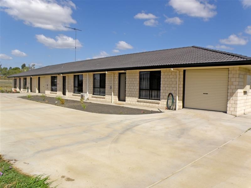 2 Bowen Street, Banana QLD 4702
