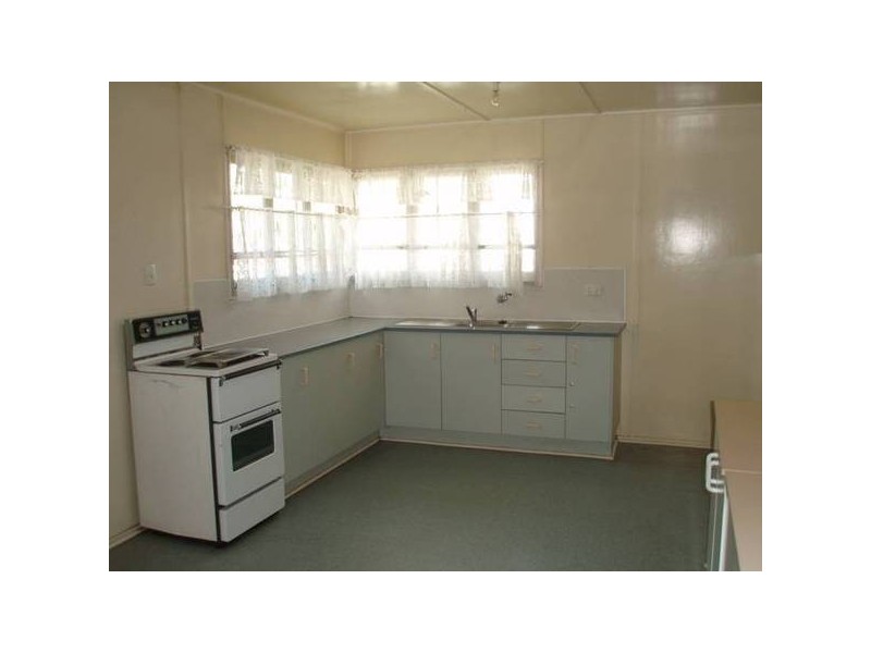 6 Bauhinia Street, Biloela QLD 4715