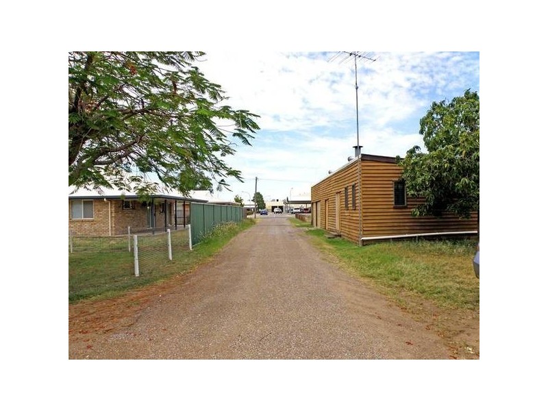 158 Kariboe Street, Biloela QLD 4715