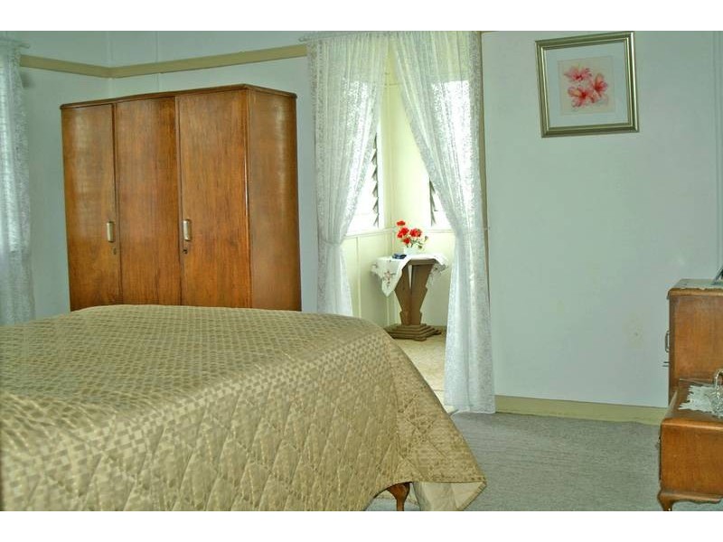 73 Rainbow Street, Biloela QLD 4715