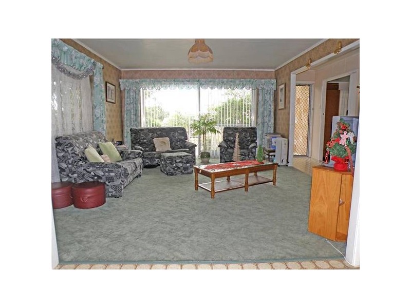 9 Kroombit Street, Biloela QLD 4715