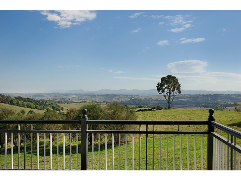 11 Roseview Road, Mcleans Ridges NSW 2480