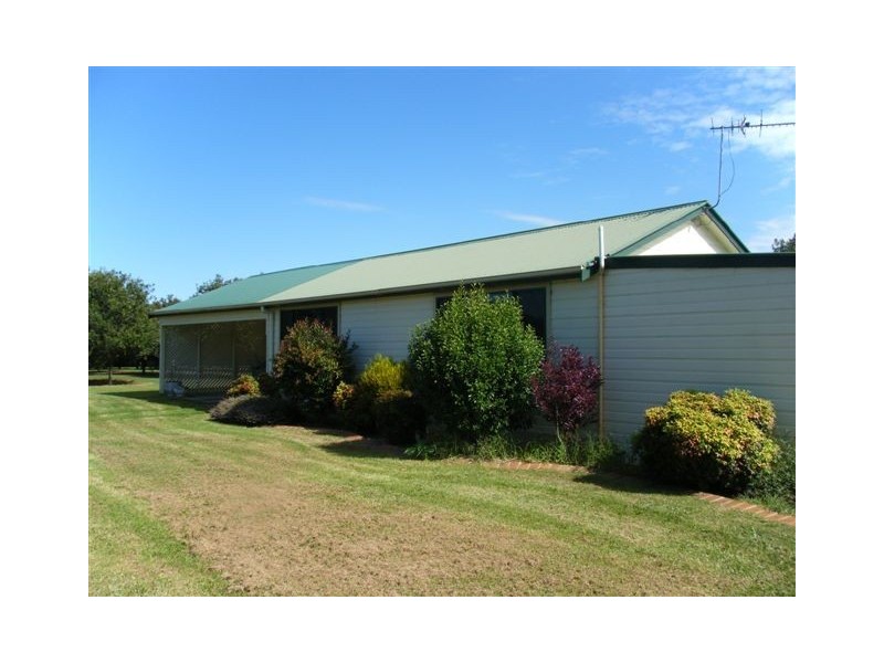 204 Cooks Lane, Dalwood NSW 2477