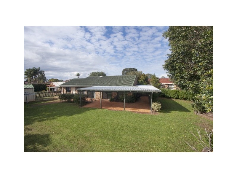 19 Robindale Drive, Wollongbar NSW 2477