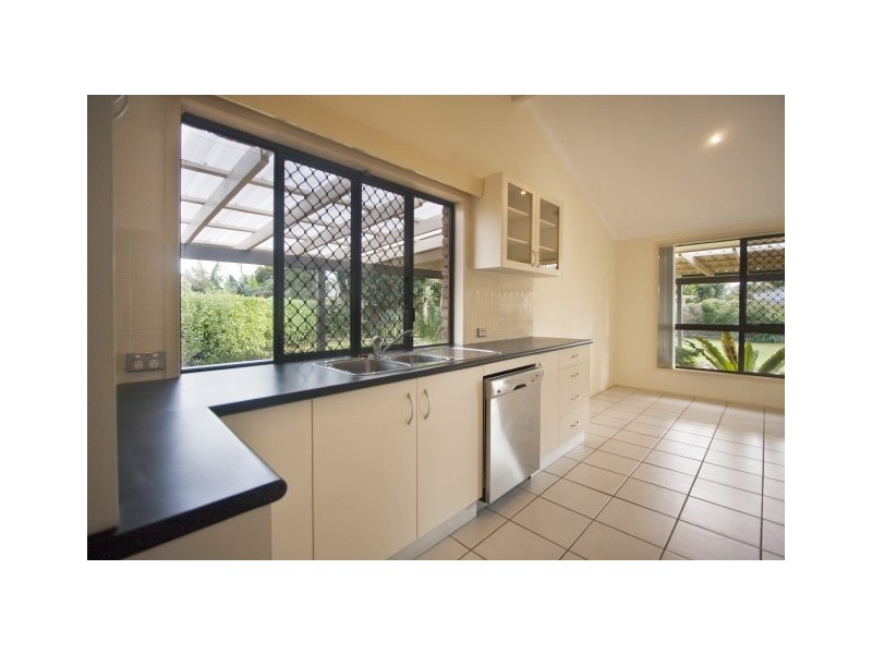 19 Robindale Drive, Wollongbar NSW 2477