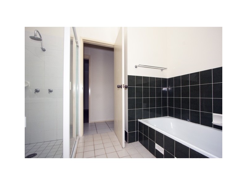 19 Robindale Drive, Wollongbar NSW 2477