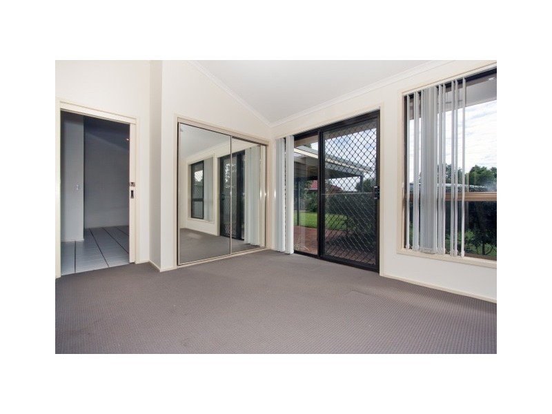 19 Robindale Drive, Wollongbar NSW 2477
