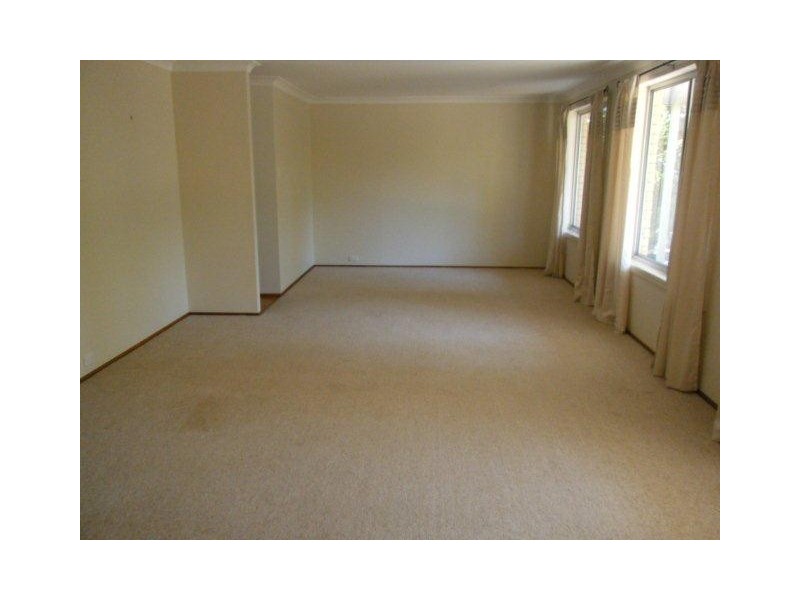 8 McConnell Drive, Richmond Hill NSW 2480