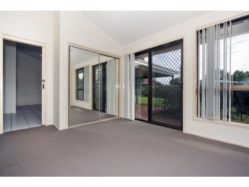 19 Robindale Drive, Wollongbar NSW 2477