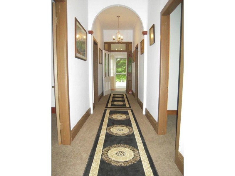 402 Cowlong Rd, Mcleans Ridges NSW 2480