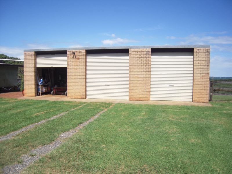 402 Cowlong Rd, Mcleans Ridges NSW 2480