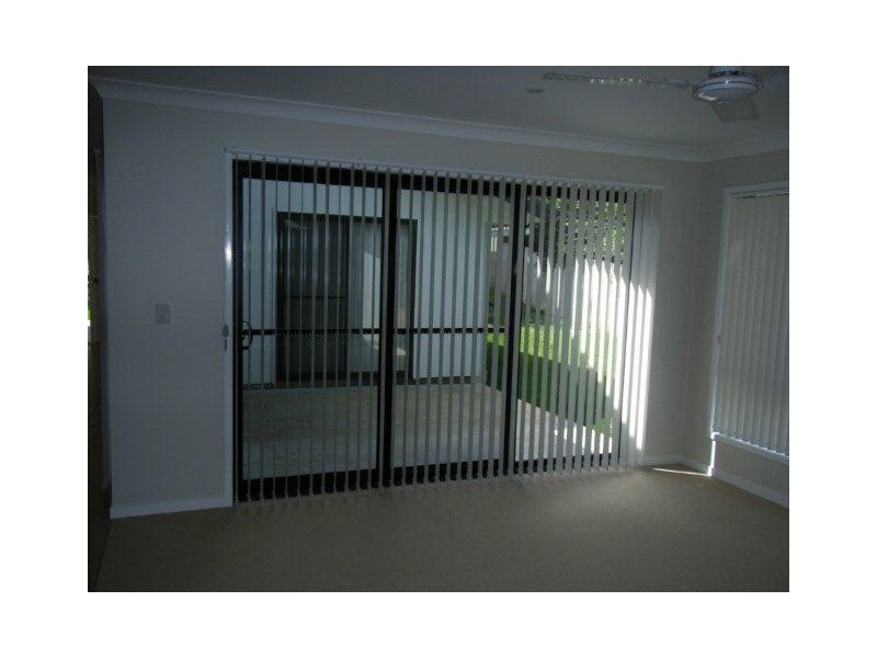 2/30a Smiths Lane, Wollongbar NSW 2477