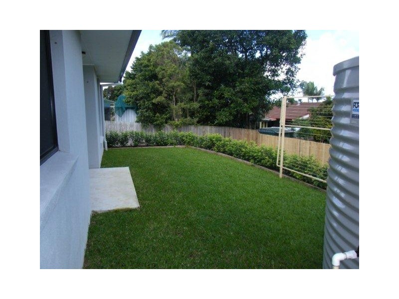 2/30a Smiths Lane, Wollongbar NSW 2477