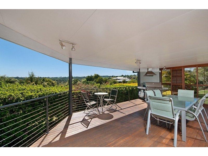 42 Whispering Valley Drive, Richmond Hill NSW 2480