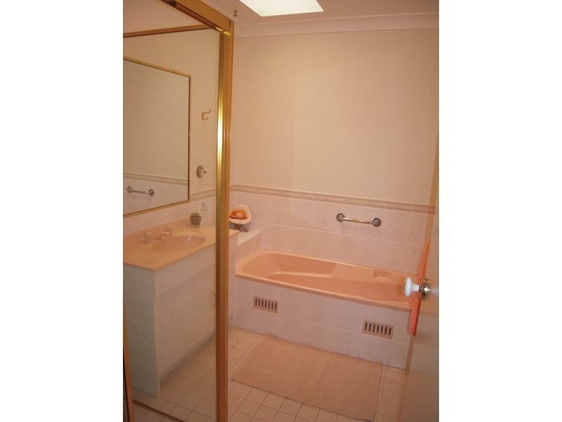 13/2 Norvell Grove, Alstonville NSW 2477