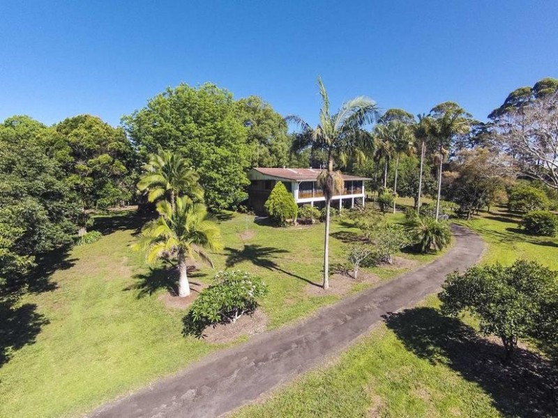 208 Fernleigh Rd, Fernleigh NSW 2479