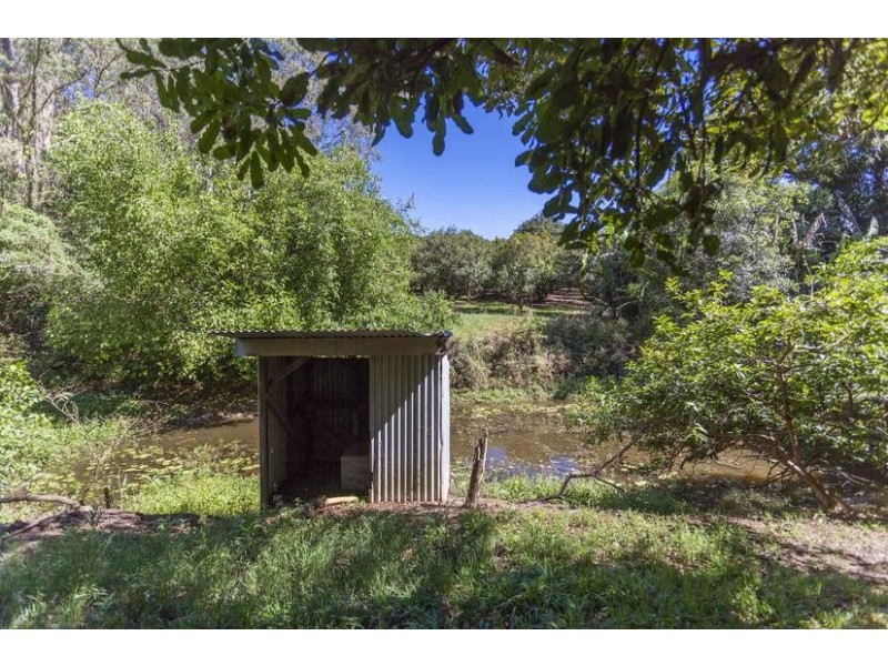 208 Fernleigh Rd, Fernleigh NSW 2479
