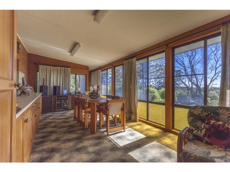 208 Fernleigh Rd, Fernleigh NSW 2479