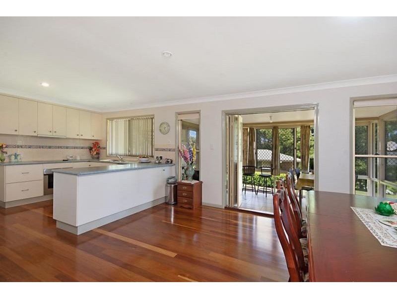 16 Davey Rd, Uralba NSW 2477
