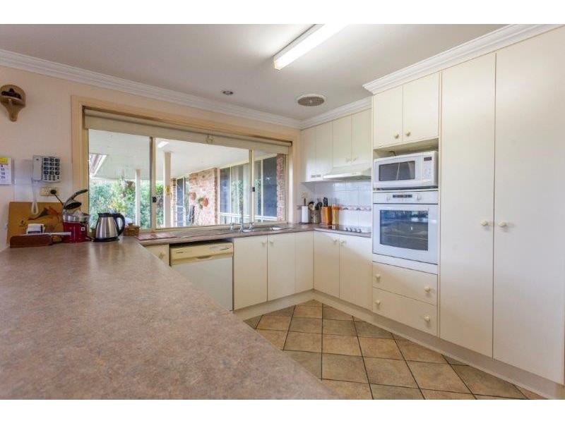 10 Carabeen Place, Mcleans Ridges NSW 2480
