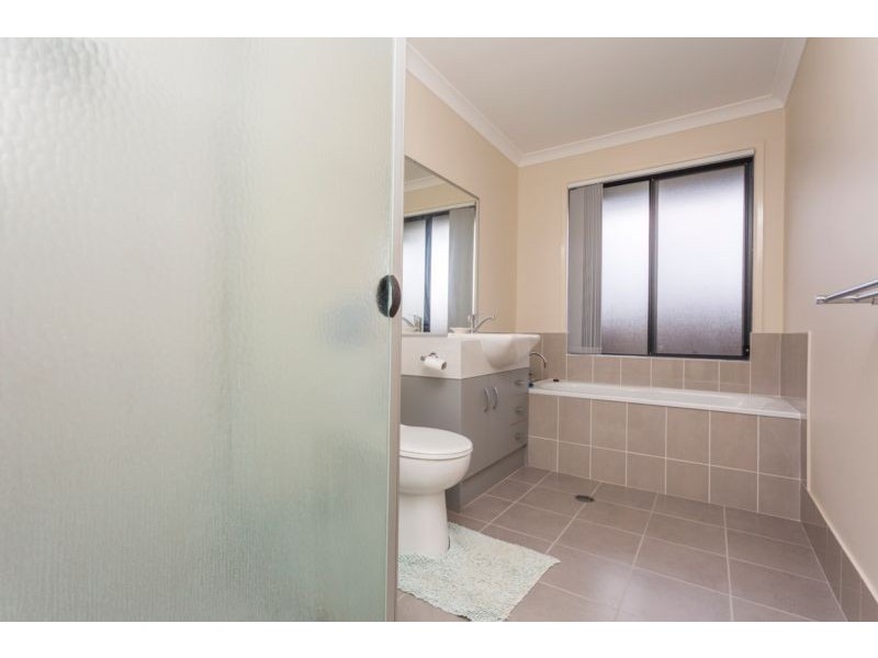 9 Avalon Avenue, Wollongbar NSW 2477