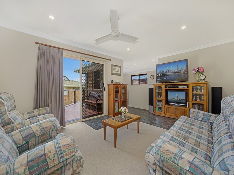 2/25 Cerreto Circuit, Wollongbar NSW 2477