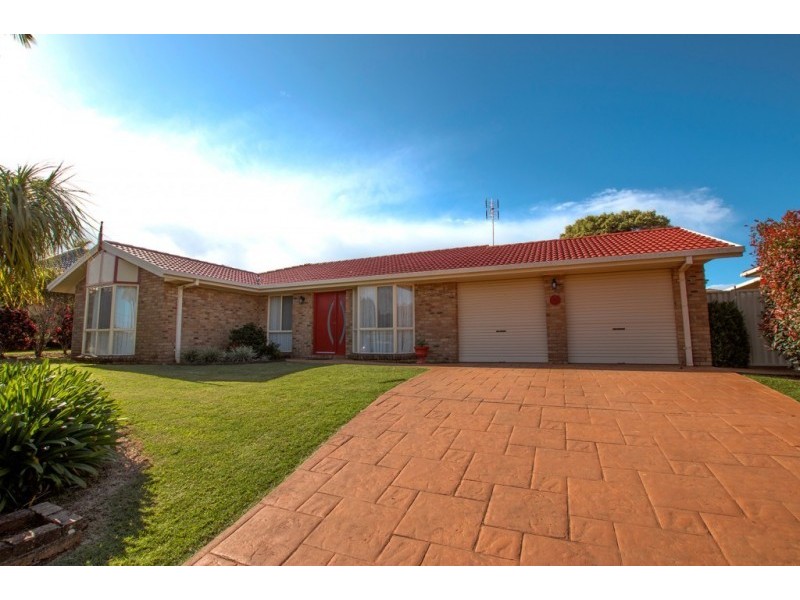 38 Cerreto Circuit, Wollongbar NSW 2477