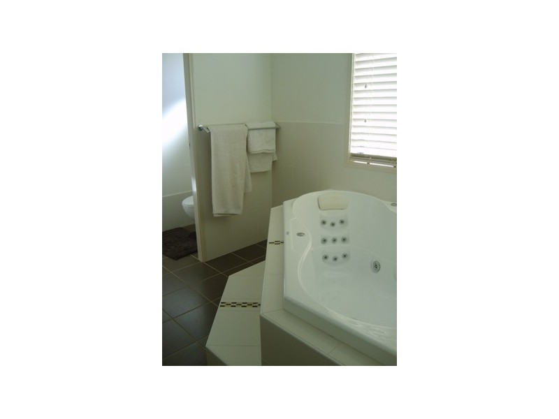 54 Hellyar Drive, Wollongbar NSW 2477