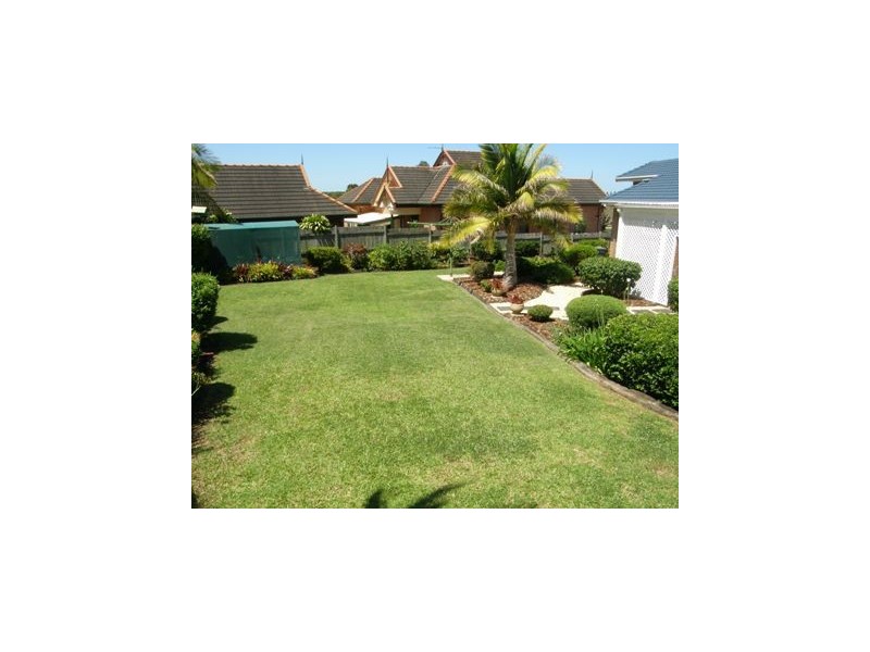 9 Dalmacia Drive, Wollongbar NSW 2477