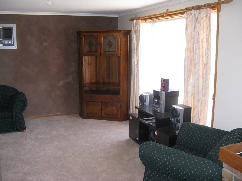 61 Tumbella Drive, Murray Bridge SA 5253