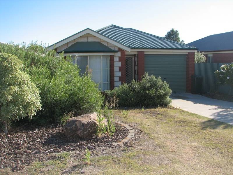12a Carsten Drive, Murray Bridge SA 5253