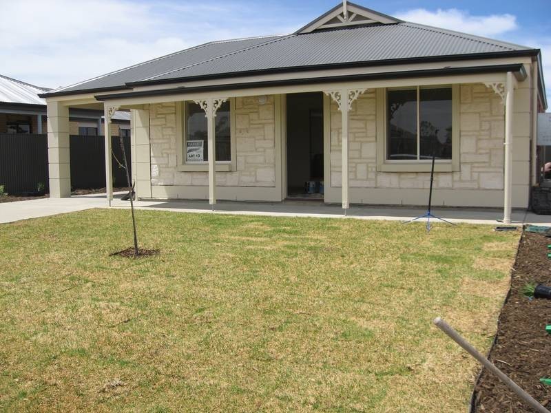 18 Christian Road, Murray Bridge SA 5253