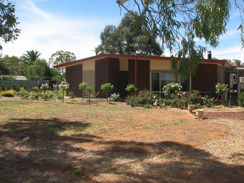 143 Princes Highway, Murray Bridge SA 5253