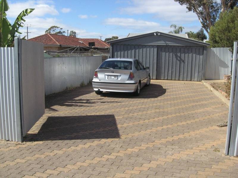 63 Leslie Street, Murray Bridge SA 5253