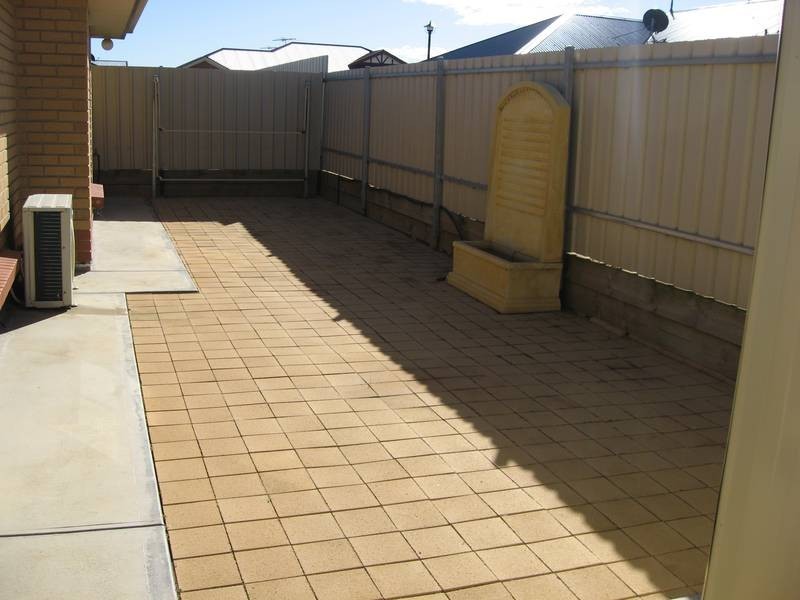 98 Commerce Road, Murray Bridge SA 5253