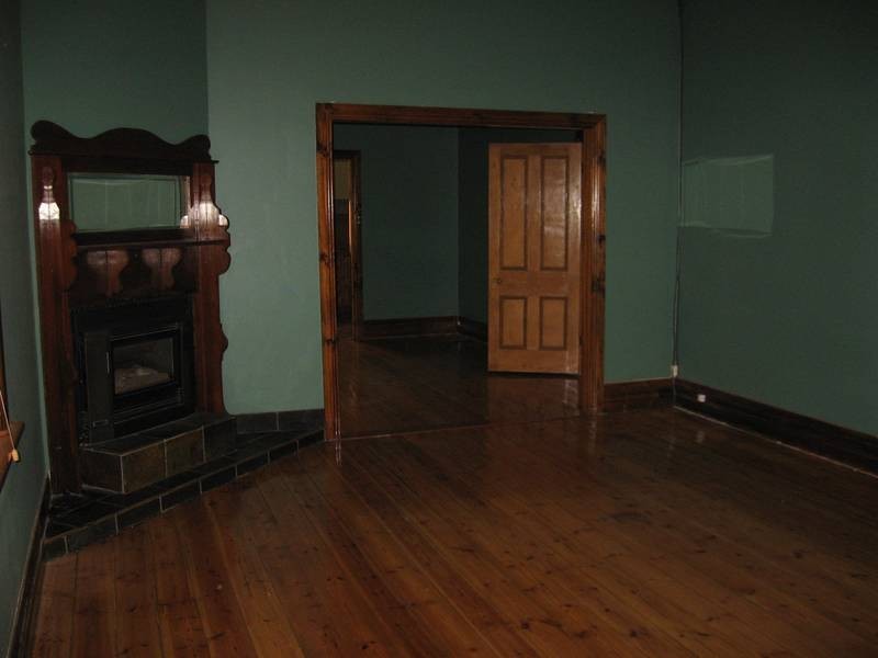 73 Adelaide Rd, Murray Bridge SA 5253