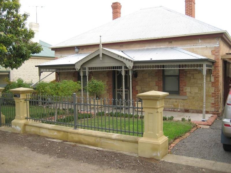 18 McHenry Street, Murray Bridge SA 5253