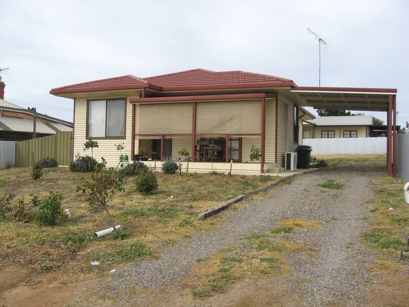 31 Edmund Terrace, Murray Bridge SA 5253