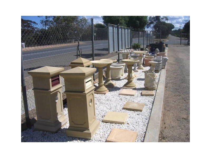 Adelaide Road, Murray Bridge SA 5253