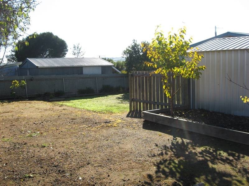 33 Leslie Street, Murray Bridge SA 5253