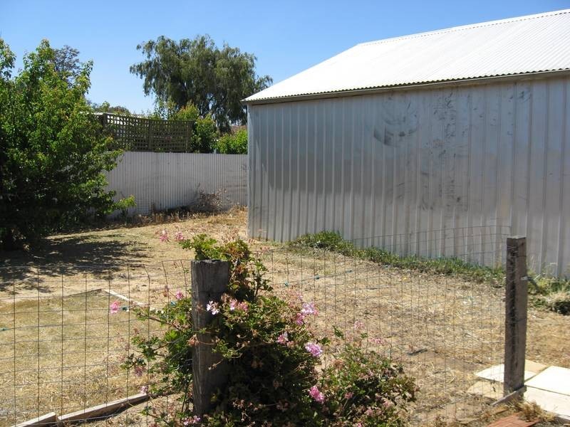 24 Margaret Street, Murray Bridge SA 5253